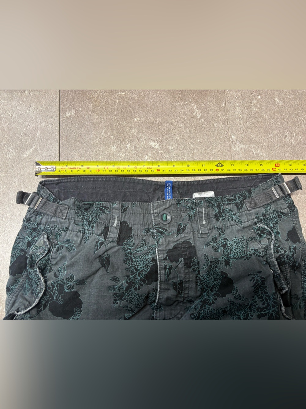 🩳H&M Cargo Shorts - Picture 5 of 5